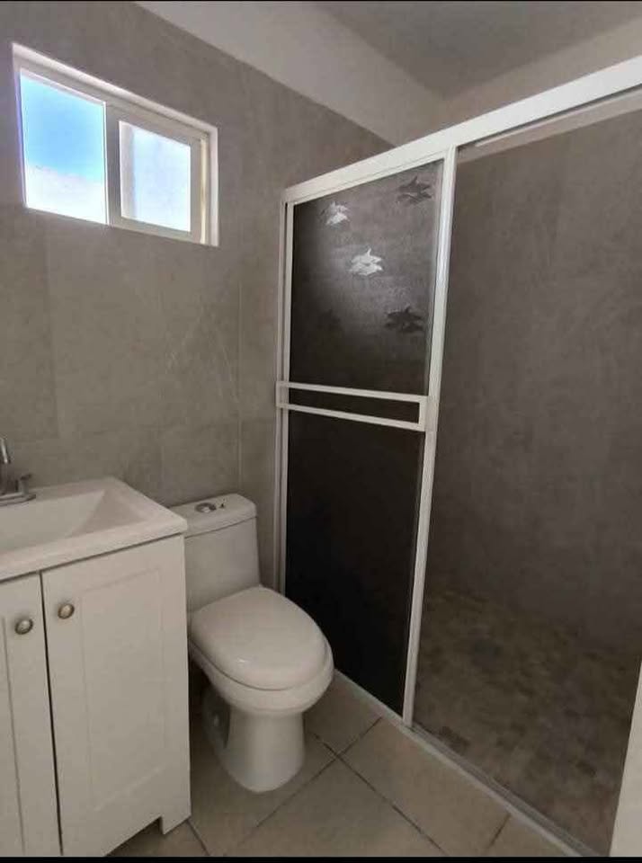 Casa 3 recámaras/1 baño, El Medano Ejidal - foto 2