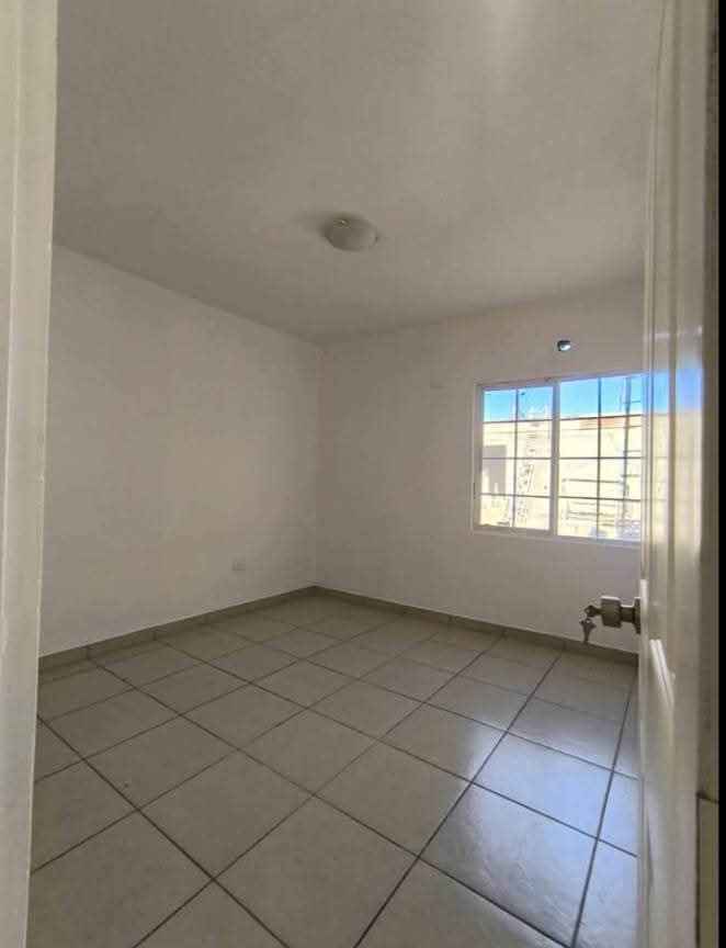 Casa 3 recámaras/1 baño, El Medano Ejidal - foto 4