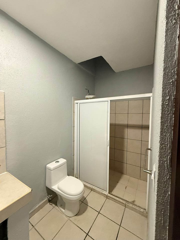 Departamento en Hojazen, 2 recámaras, semi amueblado - foto 3
