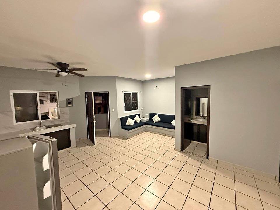 Departamento en Hojazen, 2 recámaras, semi amueblado - foto 1