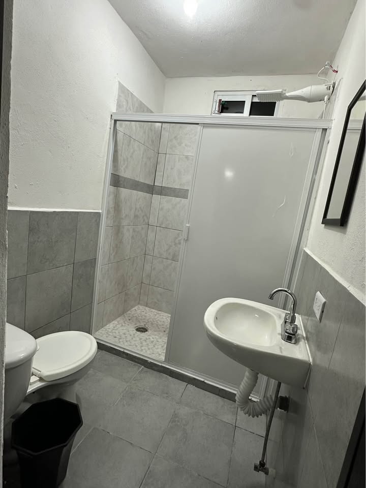 Estudio en Lagunitas 2, 2do piso, 2 personas - foto 4