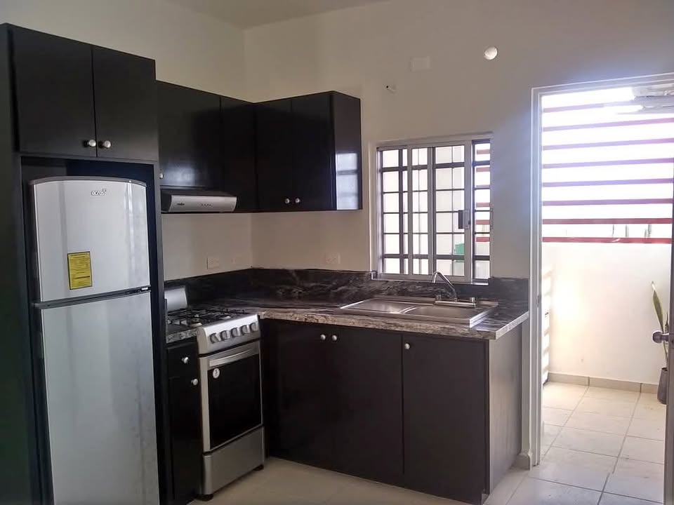 Ildefonso Green, 2 hab 1 baño, semi-amueblado - foto 1