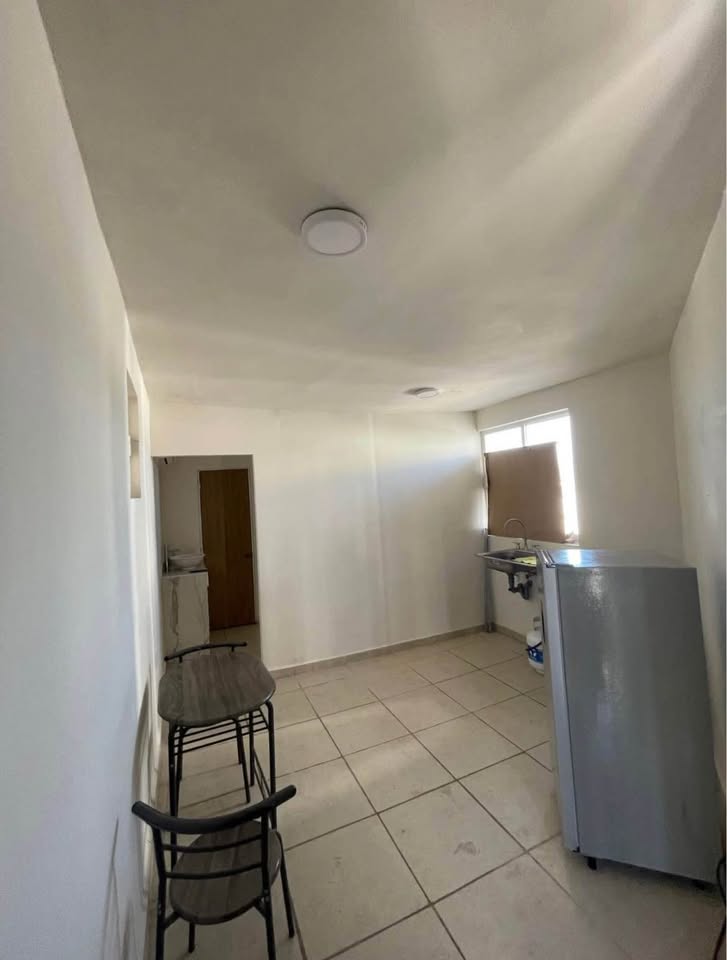 Arcos del Sol II: estudio 1R/1B, semi amueblado - foto 2