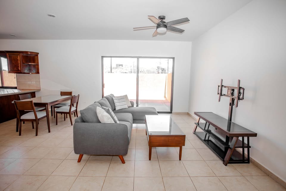 1 Bed 1 Bath Apartment - foto 2