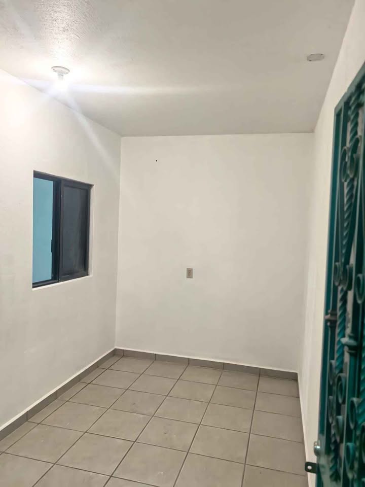 Dos cuartos, 2° piso, Invi Las Palmas Bugambilias - foto 1