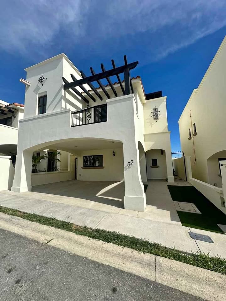 Casa 3 recámaras 2.5 baños sin muebles, Vista Vela - foto 1