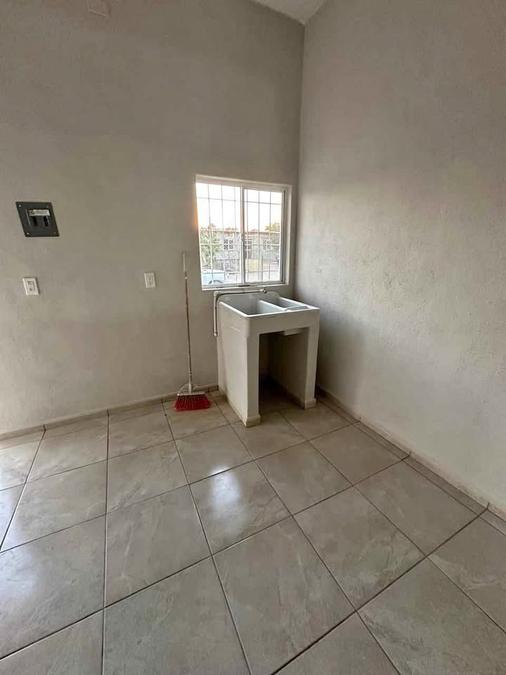 Departamento 32m² en Paraiso, 2 cuadras de escuelas - foto 1