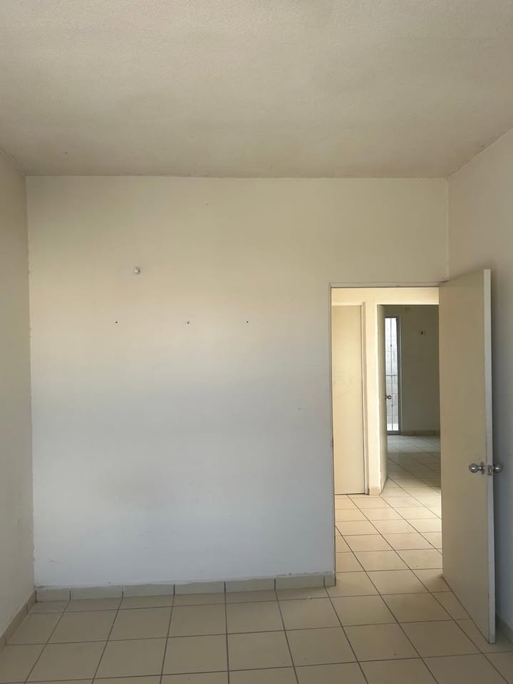3 habitaciones 1 baño Casa - foto 4