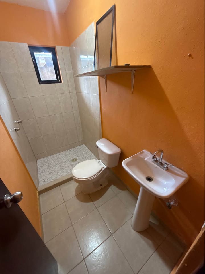 Cuarto para parejas en El Arenal, $4,500/mes - foto 2