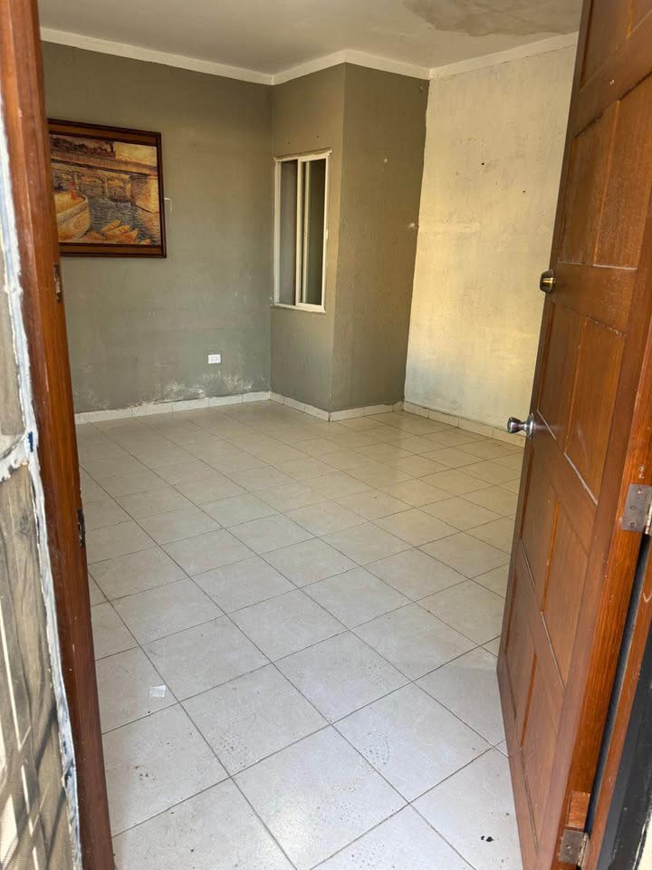 Hojazen: Casa 3 rec/2 baños, sin amueblar - foto 3