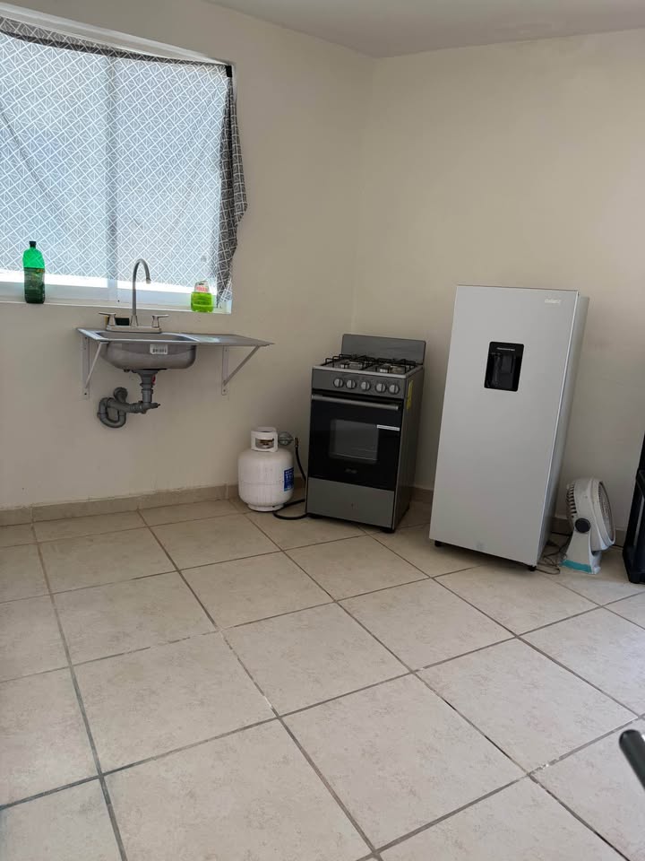 Estudio amueblado, 1 baño, Invi Las Palmas Bugambilias - foto 2