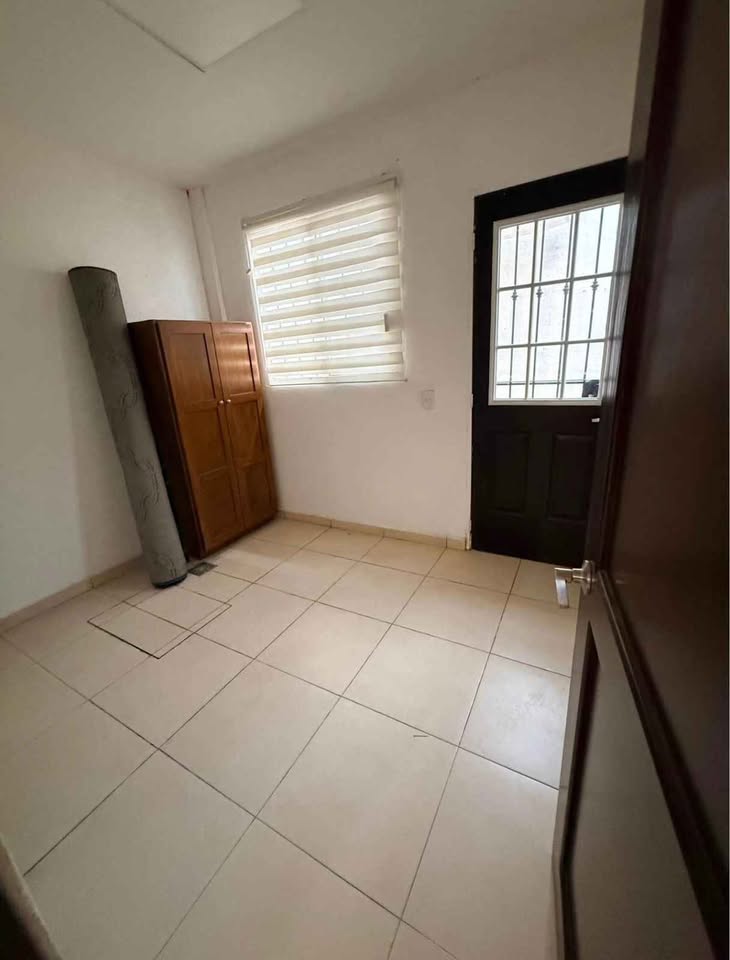 El Medano Ejidal: 2 rec, 1.5 baños, cochera - foto 4