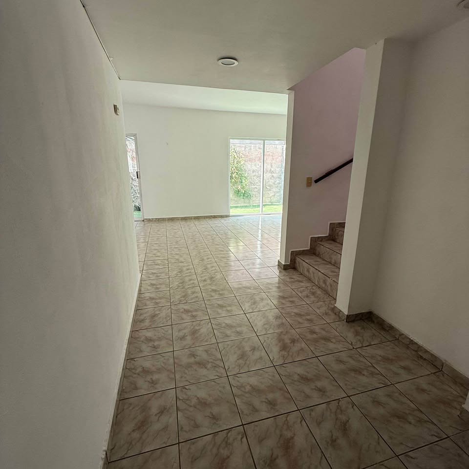 Casa 3 hab, 2.5 baños, sin muebles, Mariano Matamoros - foto 3