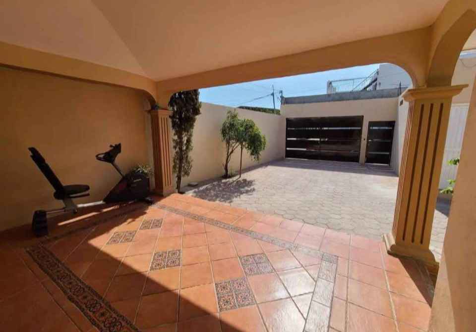 Casa 2 recámaras + local, Lomas del Sol - foto 2