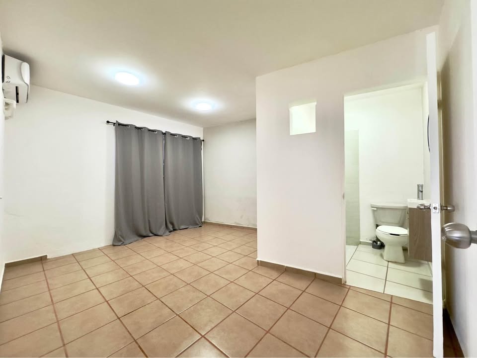 Casa 3 recámaras/2 baños, Misiones de Santa Fe - foto 2