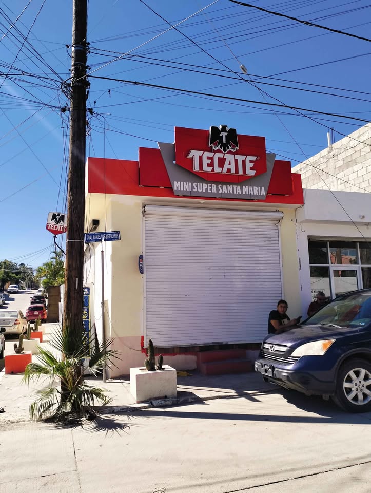 Local comercial en esquina, Magisterial - foto 1