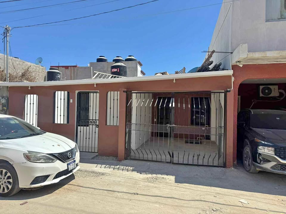 Villas De La Joya, 2 recámaras, 2 baños, sin muebles - foto 1