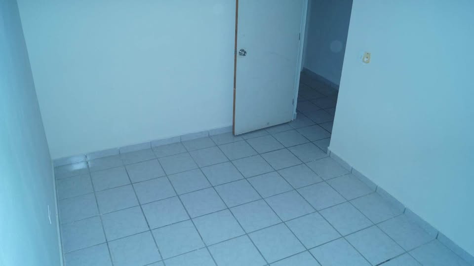 Miramar: Casa de 3 unidades, cochera y expansión - foto 3